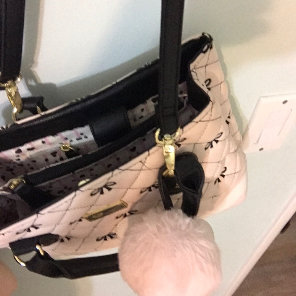 cute bag - Picture 2 of 2